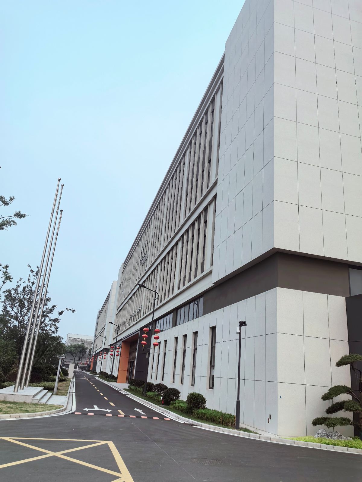 Shenglin curtain wall facade and main entrance